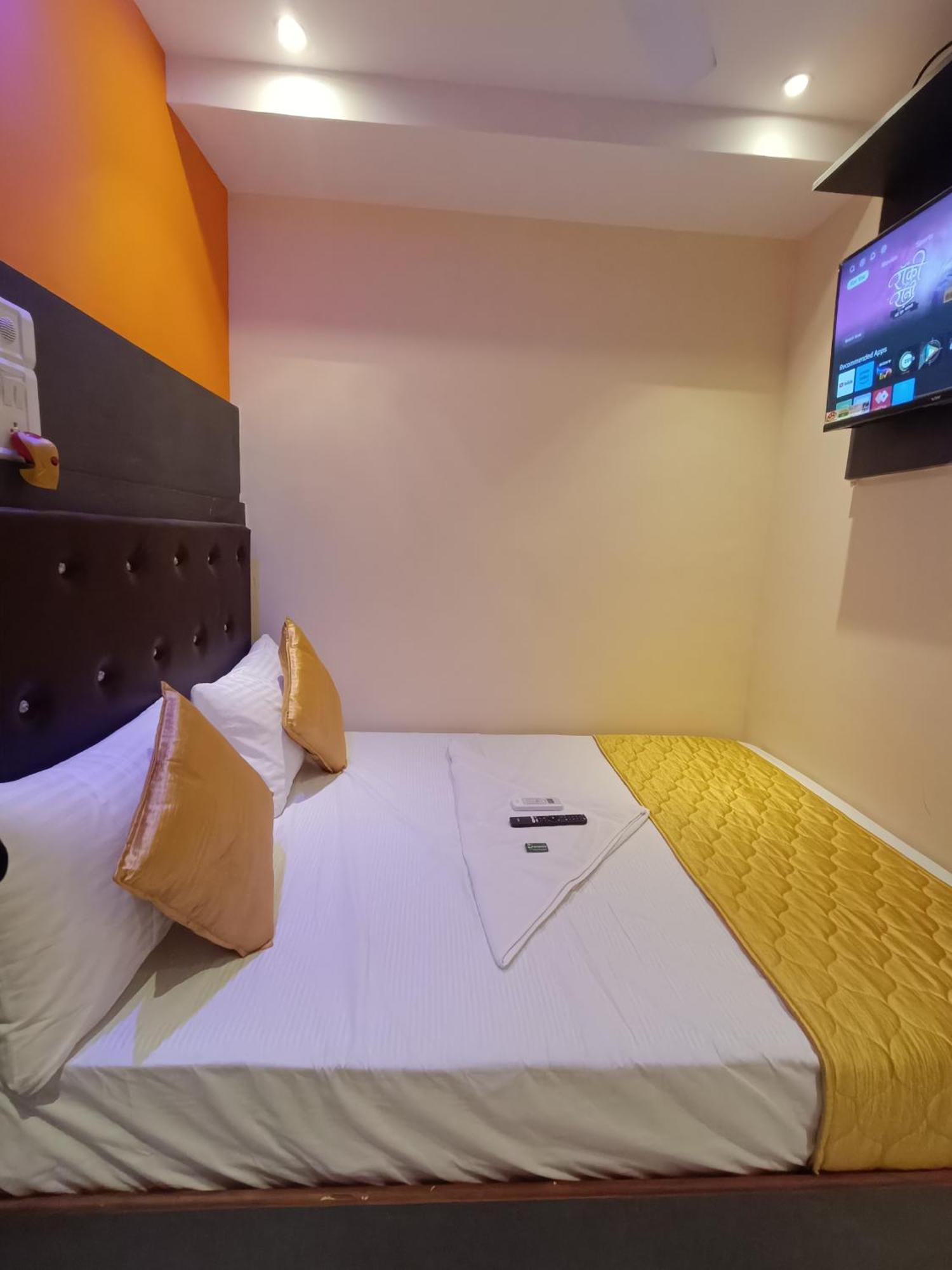 Hotel Powai Residency ムンバイ エクステリア 写真