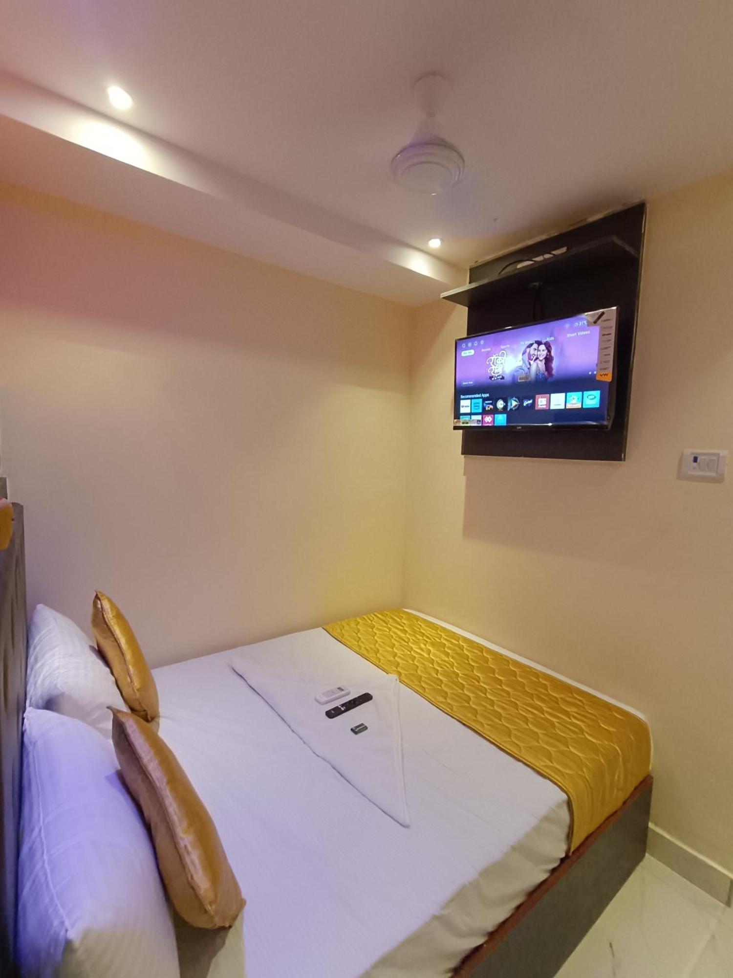 Hotel Powai Residency ムンバイ エクステリア 写真