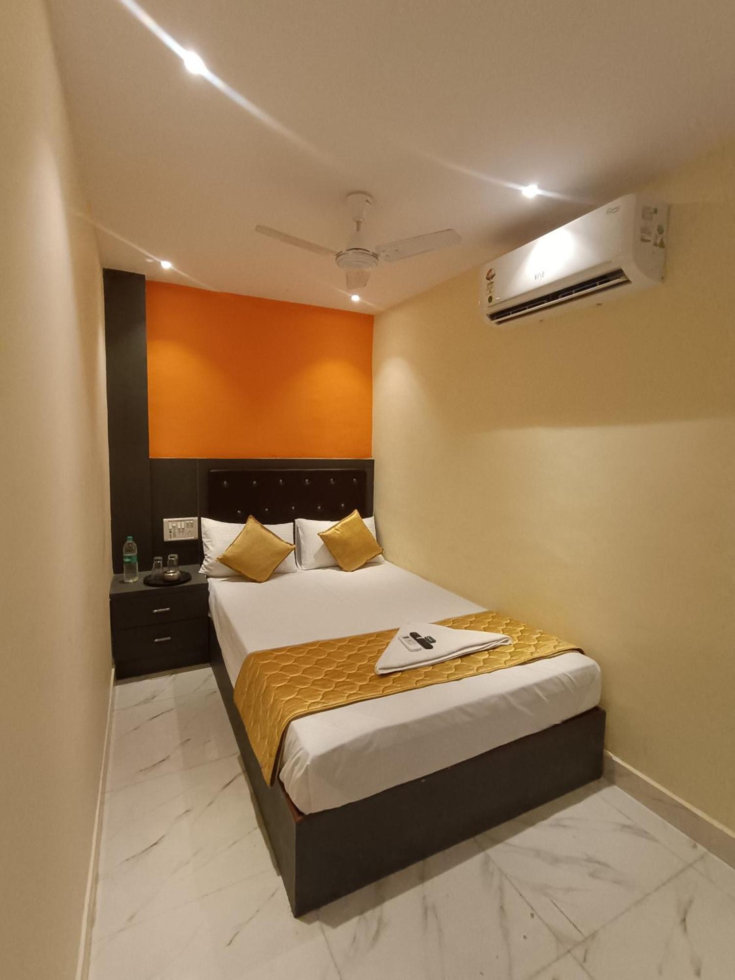 Hotel Powai Residency ムンバイ エクステリア 写真