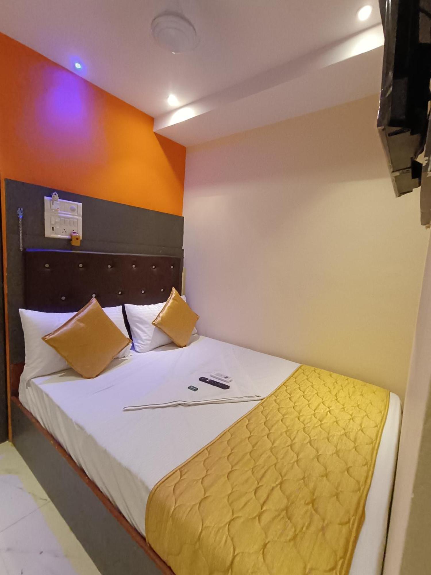Hotel Powai Residency ムンバイ エクステリア 写真